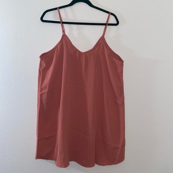 Zenana | Dark Dusty Rose Tank w/ Button Front - Picture 2 of 4